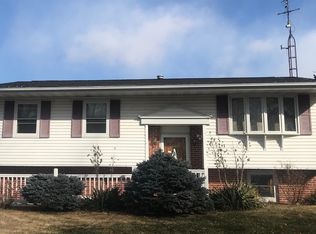 1808 Lawndale Way, Bloomington, IL