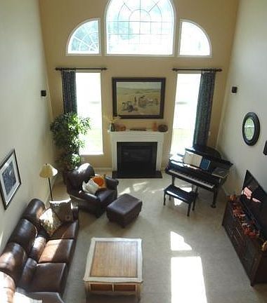 3rd image of 7519 Edington Dr