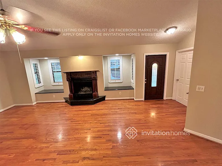 940 Timbergreen Dr — Photo 3