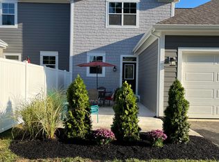 10337 Sawmill Rd, Powell, OH 43065