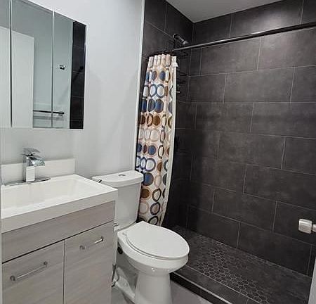3rd image of 199 SW 12th Ave APT 501