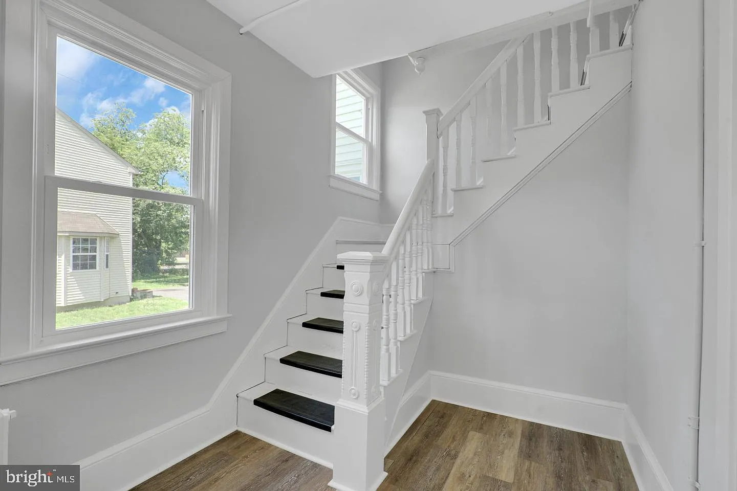 2 bed, 1.0 bath, 1200 sqft, $1,800 — Photo 4