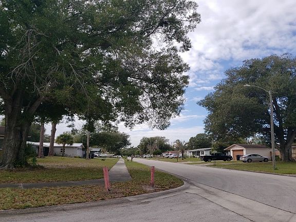 4th image of 1750 Tonya Ln