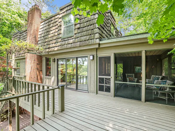 428 Lewis Ln, Fremont, MI 49412