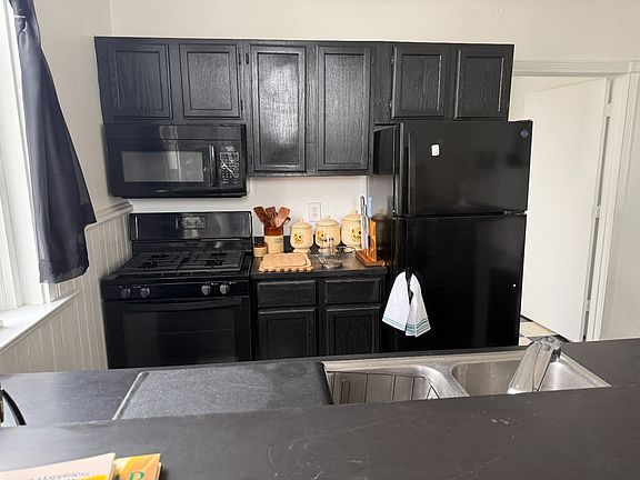 5th image of 2469 W McMicken Ave APT 2