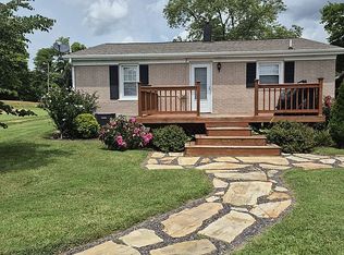 7844 Schmuck Rd, Evansville, IN 47712