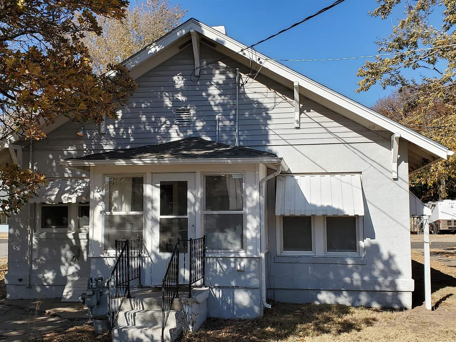523 W 10th St, La Crosse, KS 67548 Zillow