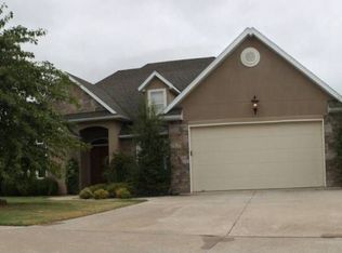 6706 W Lake Inverness Ct, Rogers, AR 72758