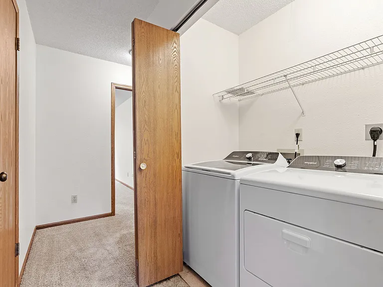 Zumbro - 2 Bed / 1 Bath - 920 Sq.Ft.