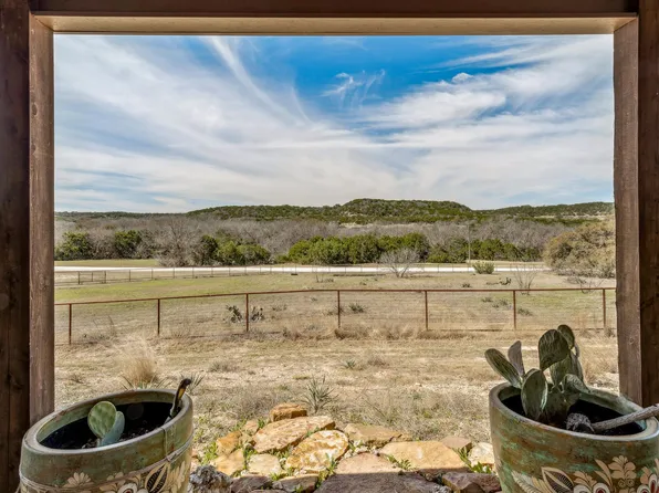 309 Private Road 2120, Meridian, TX 76665