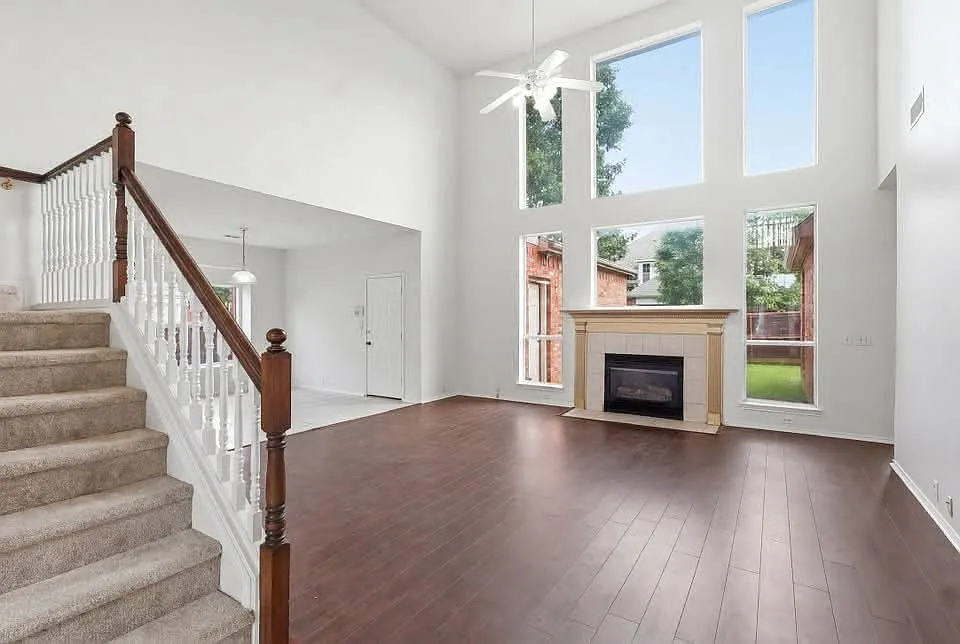 4 bed, 3.5 bath, 3331 sqft, $3,200 — Photo 3