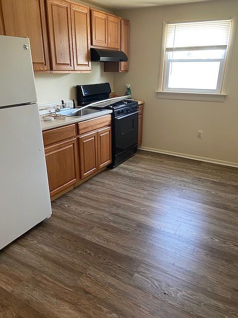 1st image of 761 Columbus Ave #B