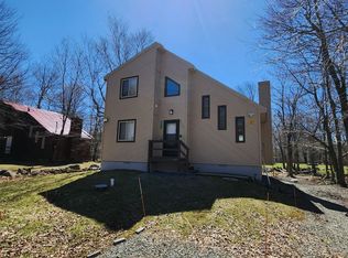 1872 Beverly Ct #K715, Tobyhanna, PA
