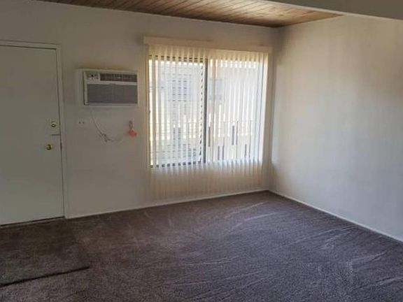 4th image of 8833 Mission Dr APT 19