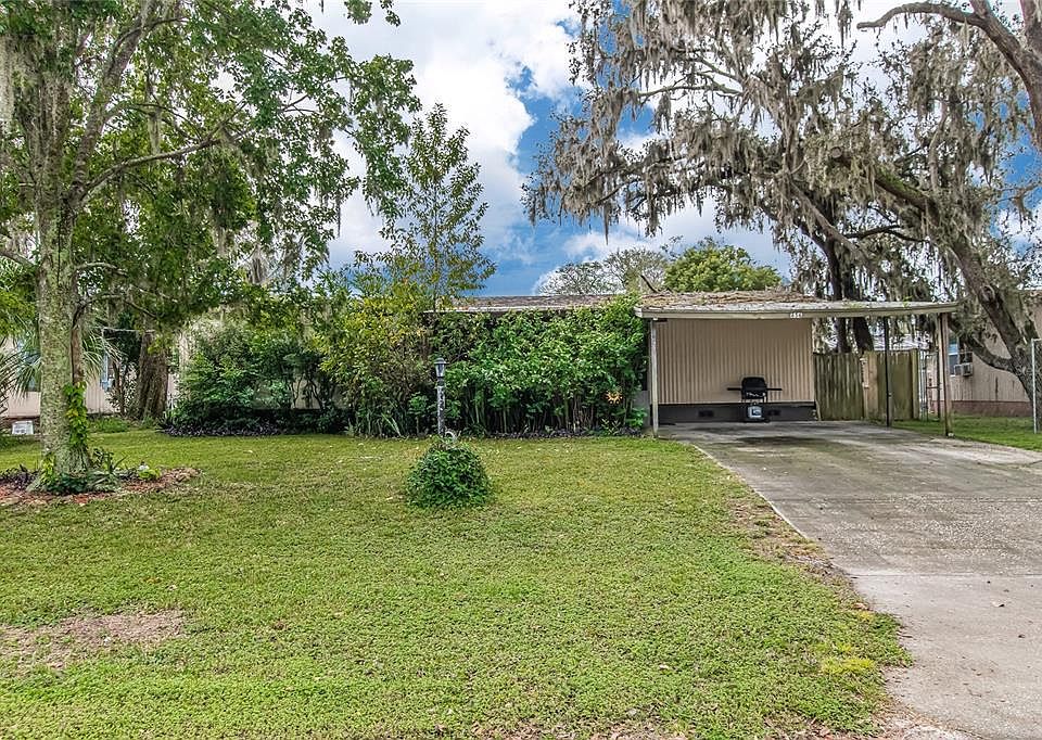 1st image of 856 Saddle Oaks Dr