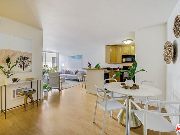 3rd image of 11645 Montana Ave APT 230