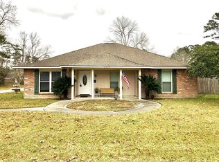 6220 Audusson Dr, Greenwell Springs, LA 70739