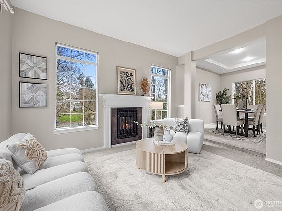 4th image of 16006 88th Avenue NE