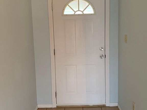 4th image of 2502 Hibiscus Dr