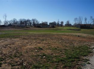 2699 N Kingshighway St, Perryville, MO 63775