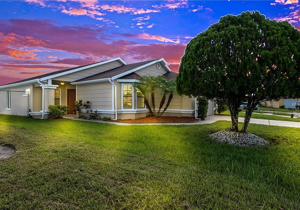 1st image of 1027 Apopka Woods Ln