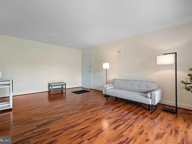 7984 Audubon Ave #203 — Photo 6
