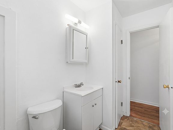 5th image of 11028 Monroe Ct