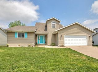 400 Jenny Lind Dr, Normal, IL 61761