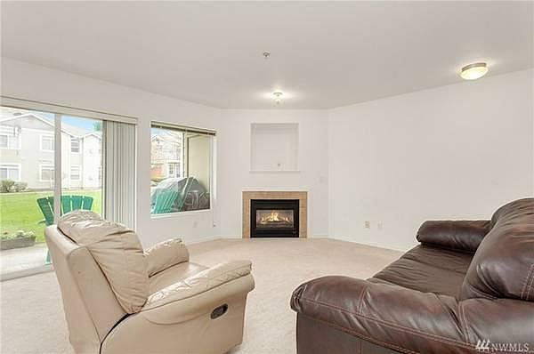 1st image of 710 240th Way SE #102