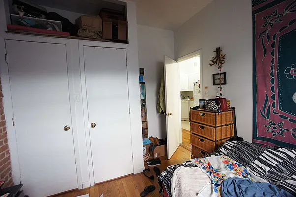 Rented by Compass | media 12