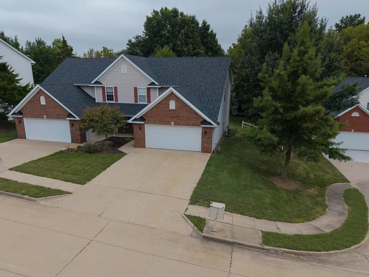 3 bed, 2.5 bath, 1600 sqft, $1,795 — Photo 4
