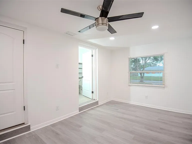 6440 Greylynne St — Photo 19