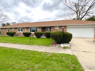 2302 S Race St, Urbana, IL