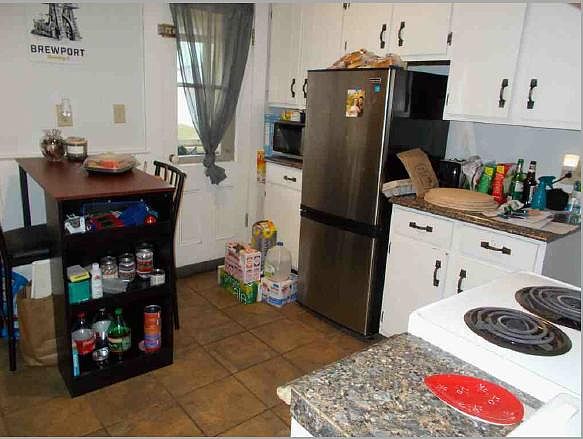 2nd image of 195 State St #3