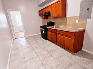 270 Littleton Ave #2A, Newark, NJ 07103