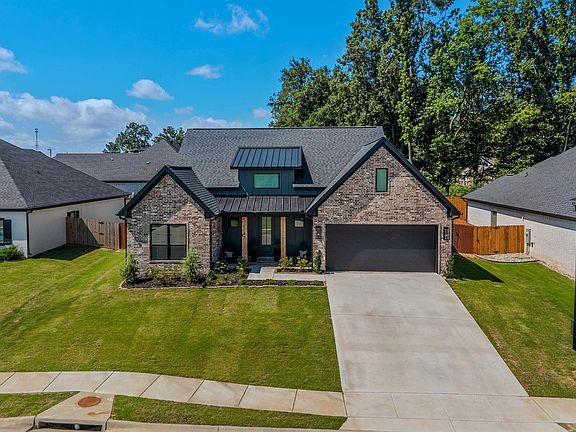 2nd image of 6037 Coral Ridge Dr