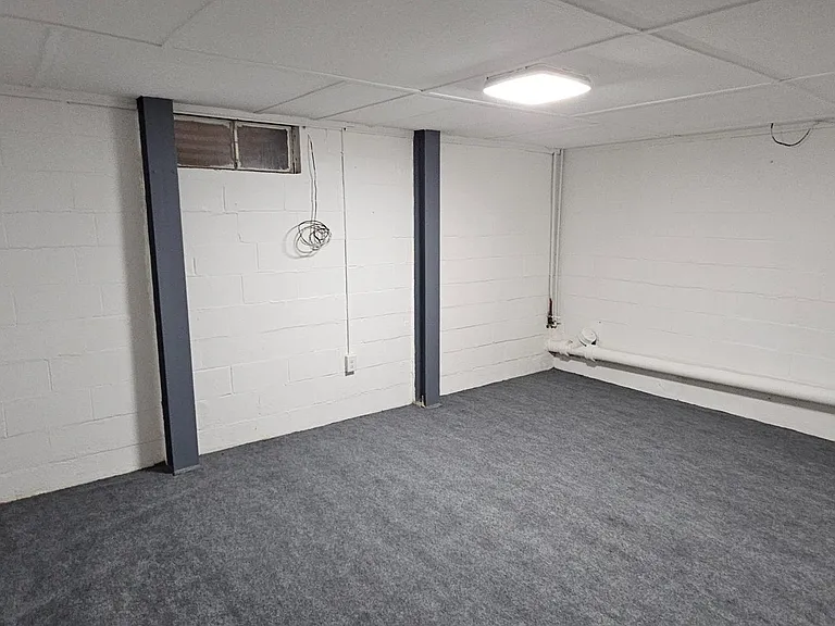 204 E Whitlock Ave — Photo 13
