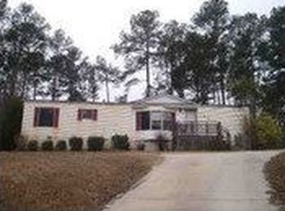 104 Schoonover Dr, Warner Robins, GA 31093