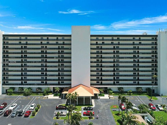 3rd image of 10410 S Ocean Dr APT 404