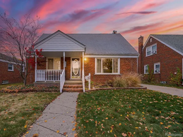 33750 Clinton St, Wayne, MI 48184