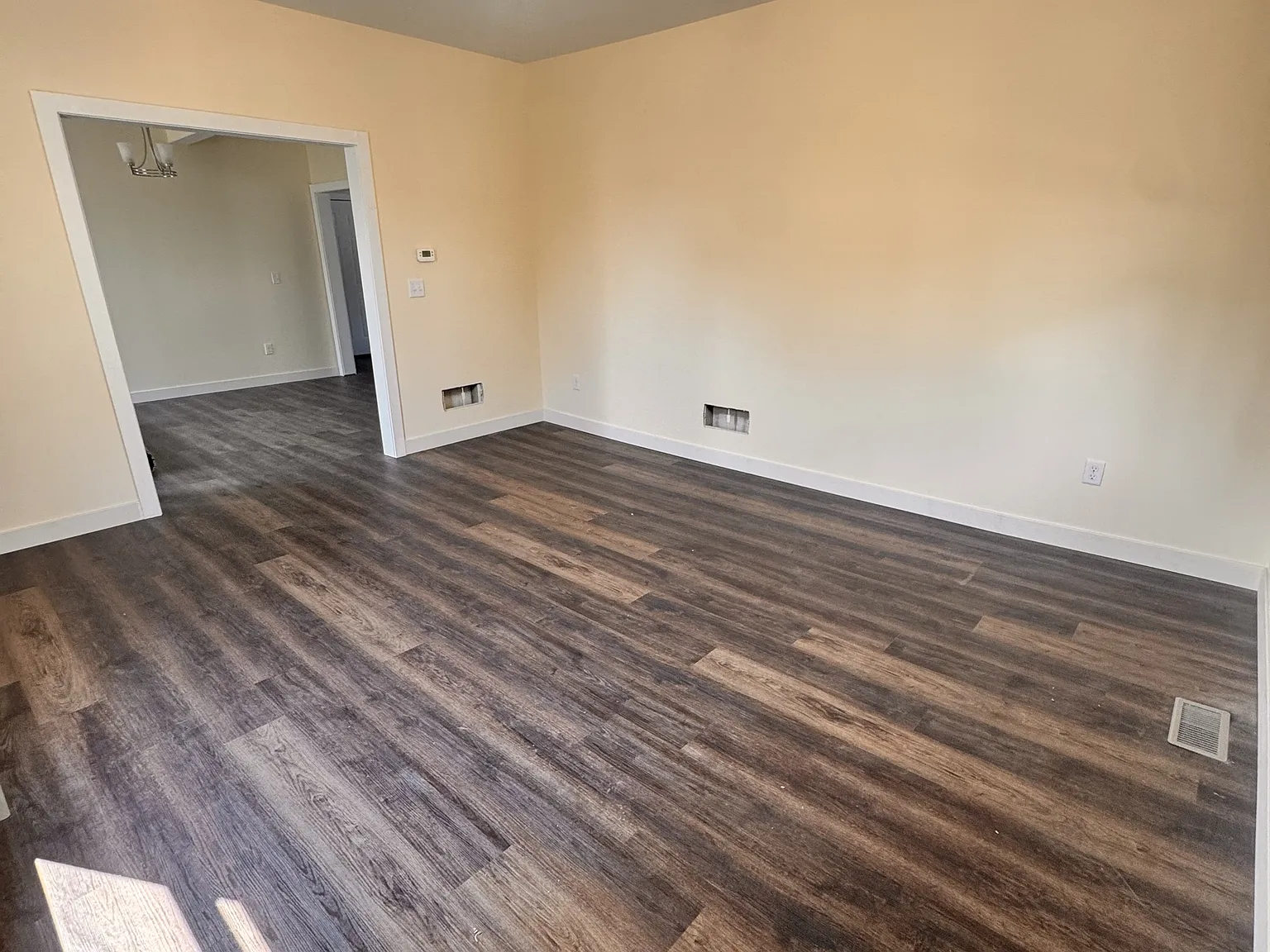 1120 David Street - 1 — Photo 4