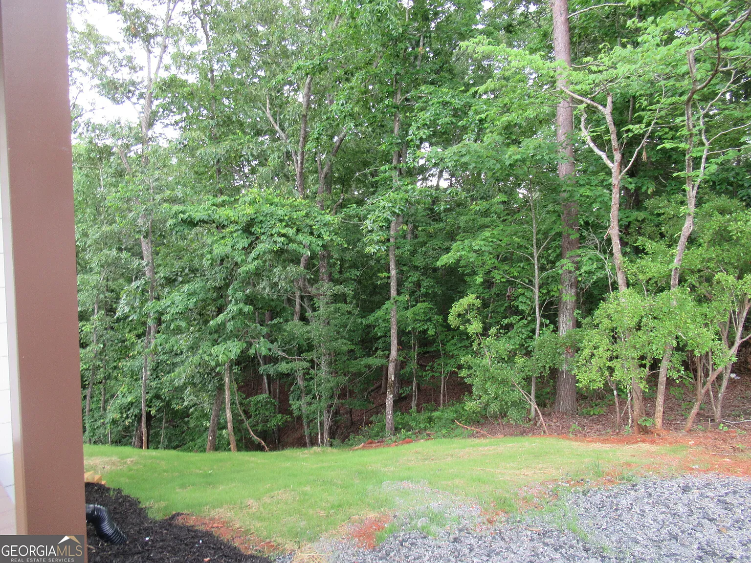 5 bed, 3.5 bath, 2250 sqft, $2,300 — Photo 3