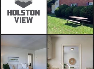 315 Heathland Dr BUILDING 2, Bristol, VA 24201