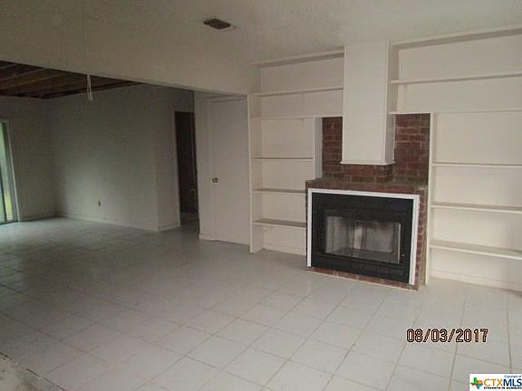 3rd image of 206 Sherwood Ave