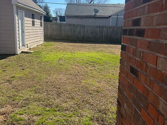 3rd image of 5979 Cherry Creek Ln