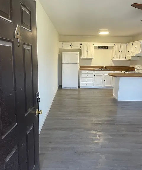 501 E Allen Rd — Photo 7
