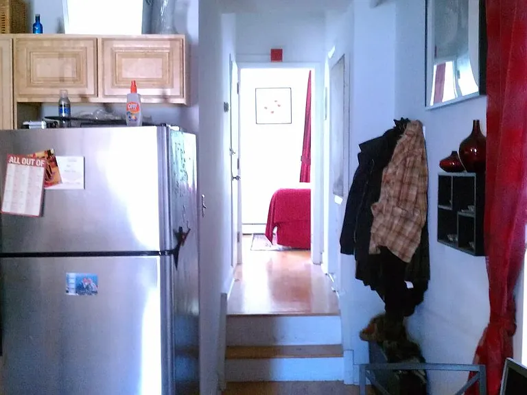1927 Christian St #B — Photo 2