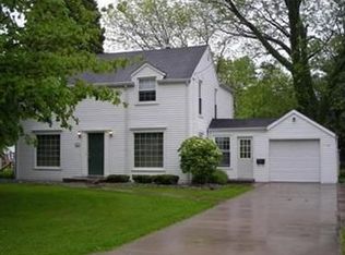 23 Hood Dr, Canfield, OH