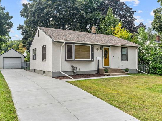 271 English St, Saint Paul, MN 55106