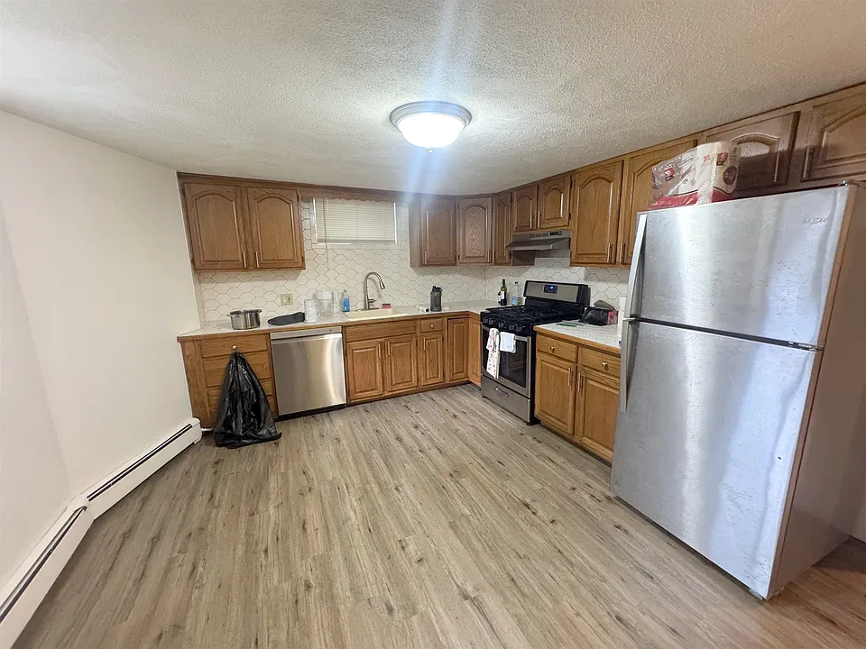 89 Lincoln St #2